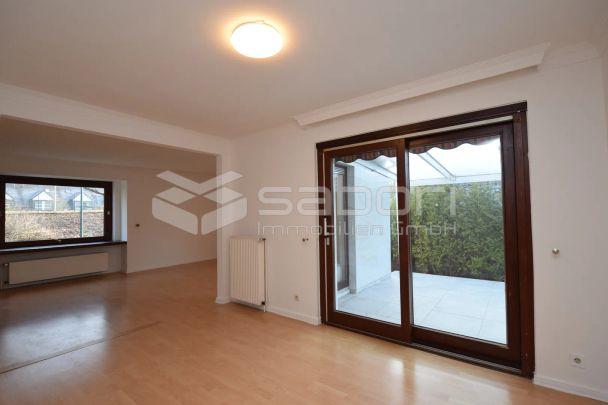 Großzügige Doppelhaushälfte mit Charme - Foto 1