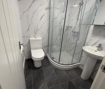 5 bedroom house of multiple occupation to rent - Photo 5