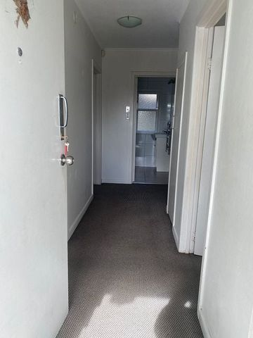 Ready to move in unit in Mount Wellington - Photo 5