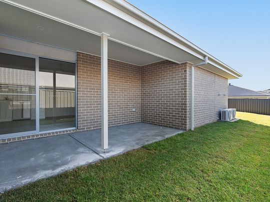 2/112 Averys Lane, Heddon Greta - Photo 1