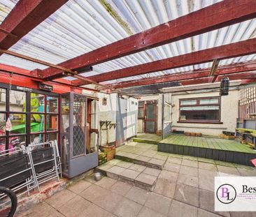 54 Pinewood Avenue, Carrickfergus, BT38 8EW - Photo 2