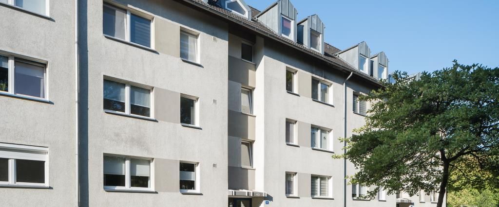 Hochparterrewohnung mit Dusche und Balkon in Wolfsburg-Vorsfelde - Photo 1