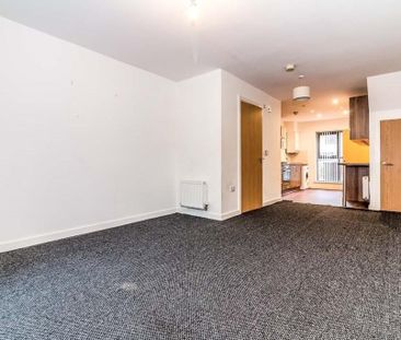 3 Bed Terraced House, Cooke Place, M5 - Photo 4