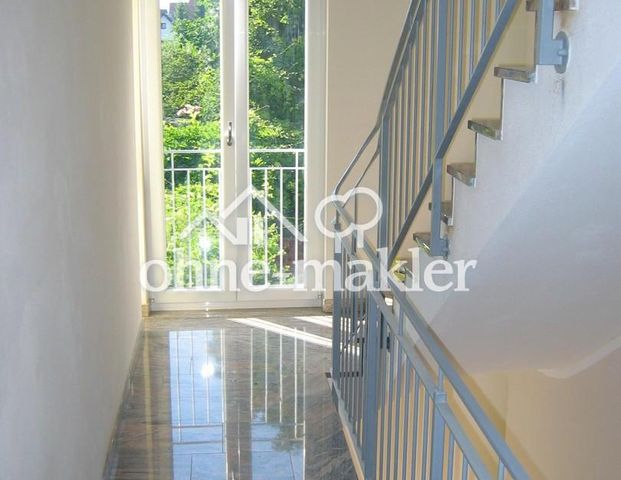 Galerie-Wohnung: 3,5 Zimmer, hell und ruhig im Zentrum Karlsfelds - Photo 1