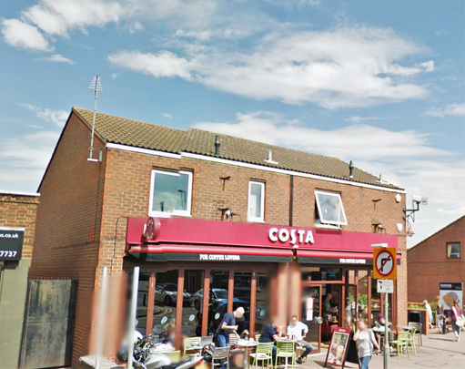 Studio to rent - Photo 1