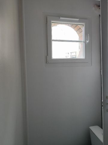 Location Appartement 1 pièce 28m² - Photo 5