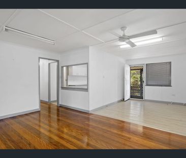 Location, Location! - Photo 1