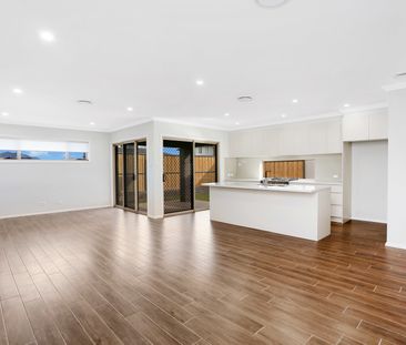 2 Serpentine Avenue, North Kellyville NSW 2155 - House For Rent | D... - Photo 1