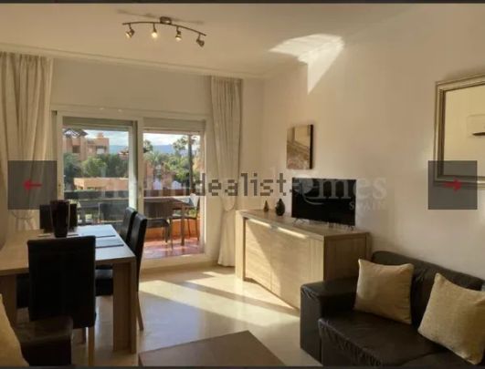 Alquiler de piso en Calle Casares del Sol, 32 - Photo 1