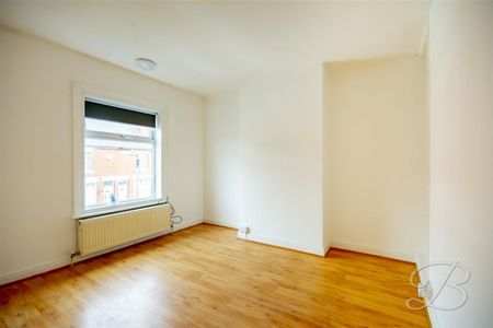 2 bedroom - Photo 2