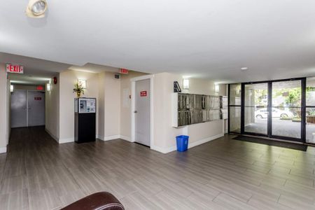Graveley Apartments - Photo 4