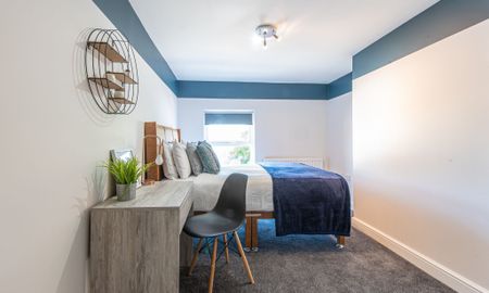 6 Bed (4Ensuite) Professional HMO Room 4 - Photo 3