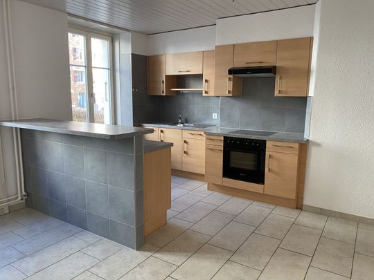 St-Imier, appartement lumineux de 2.5 pièces au 1er étage - Photo 1