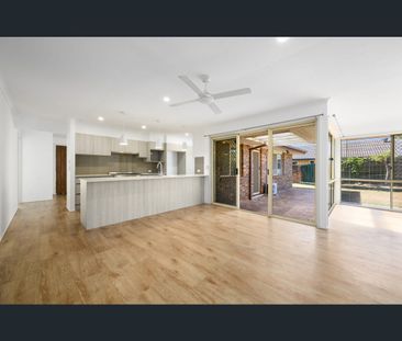 22 Wardley Drive, Parkwood, Qld 4214 - Photo 3
