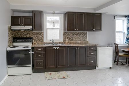 For Lease - 37 Hope Avenue, Hamilton, Ontario - Photo 4