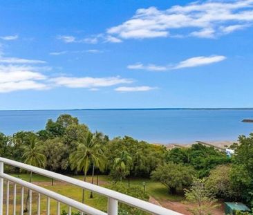 Prime Esplanade Living – Spacious Apartment With Exceptional Views - Photo 6