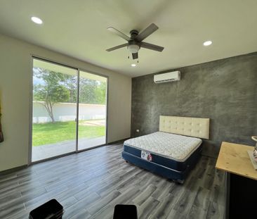 CASA EN RENTA CON PISCINA Y PANELES SOLARES EN LA REJOYADA - Foto 1