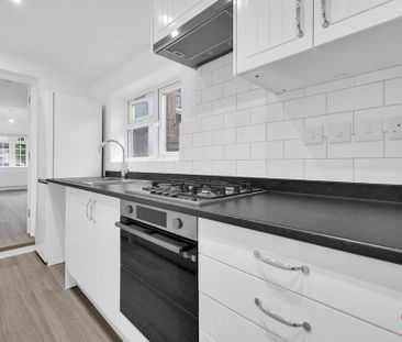 2 bedroom terraced house to rent - Photo 6