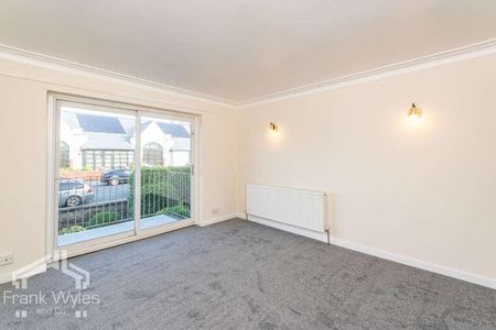 Belvedere Court, Kingsway, Ansdell, FY8 - Photo 3