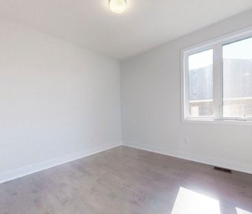 For Lease - 231 Sikura Circle, Aurora, Ontario - Photo 6