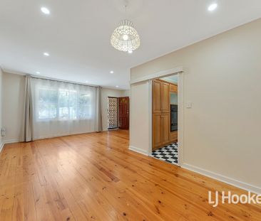 Family Home in Ideal Location - Photo 4