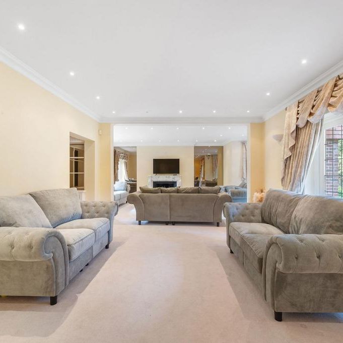 6 bedroom detached house to rent - Photo 1