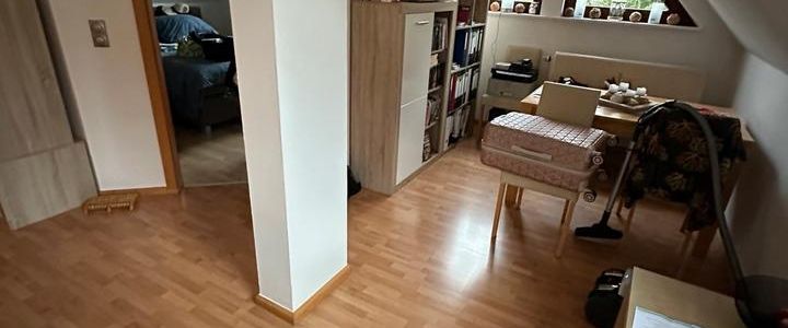 Kleines Haus mit 2,5 Zimmer Wohnung in Büdingen-Düdelsheim - Foto 1