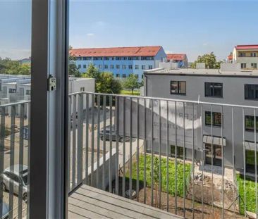 Moderní byt 1+kk s balkónem, parkovacím stání a sklepní kójí - ul. ... - Photo 4