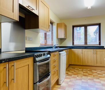 4 bedroom detached house to rent - Photo 5