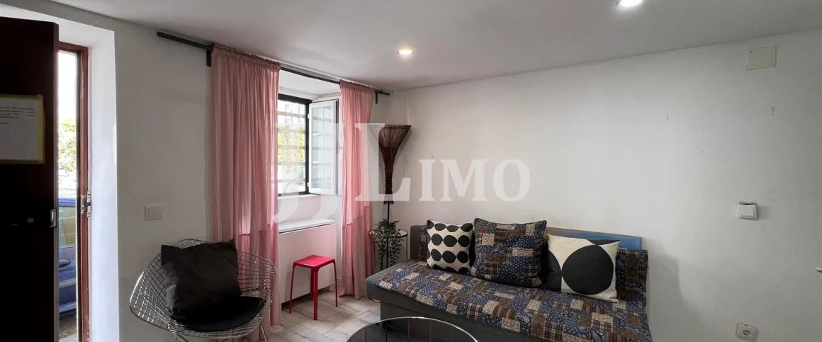 Apartamento T0+1 Arrendamento - Photo 1