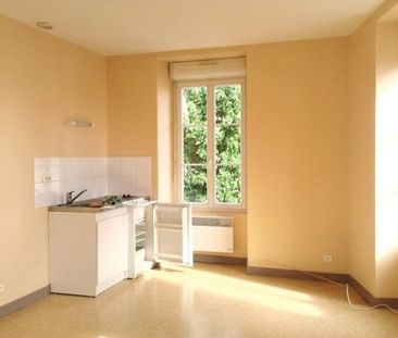 STUDIO TRES BON ETAT PROCHE GARE - Photo 1