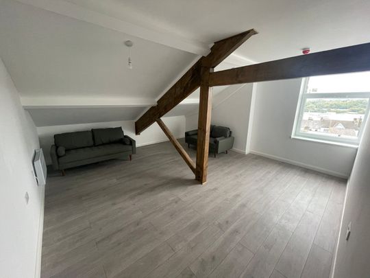 Market Walk, Huddersfield, HD1 - Photo 1