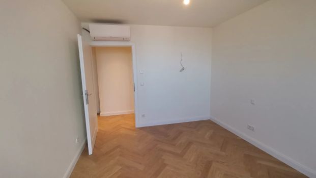 Dachgeschosswohnung der Superlative: 3 Zimmer mit viel Freifläche & Luxus pur in Citynähe : ab November zur Anmietung frei! - Foto 1