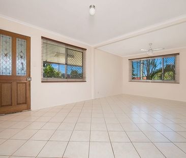 Boronia Heights - Photo 1