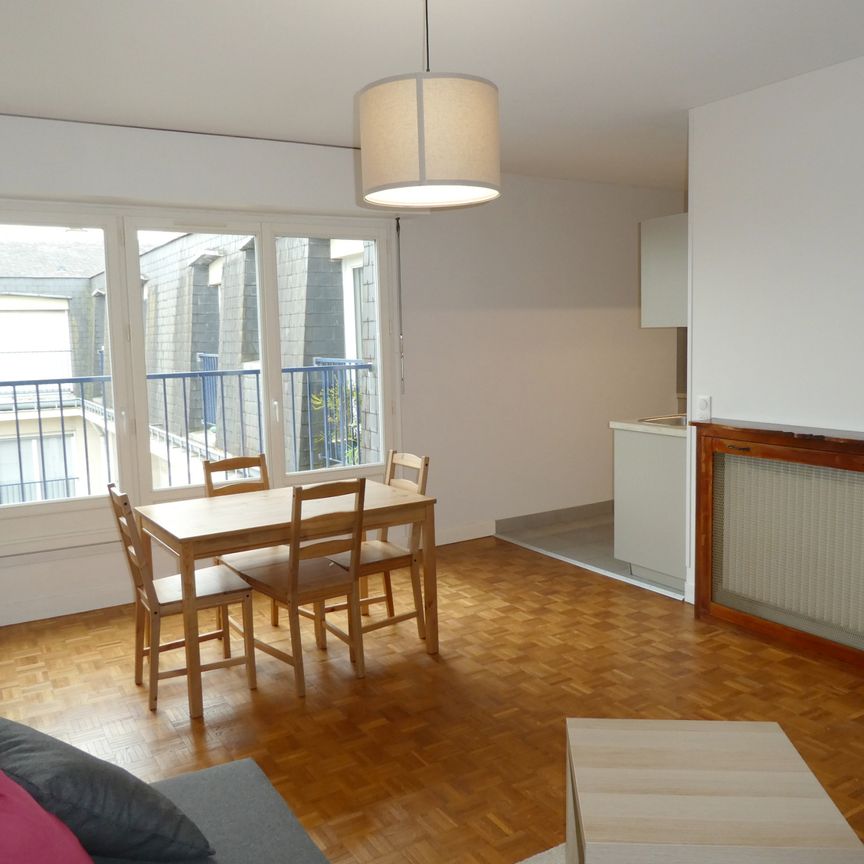 Location Appartement 1 pièce 32m² FONTAINEBLEAU 77300 - Photo 1