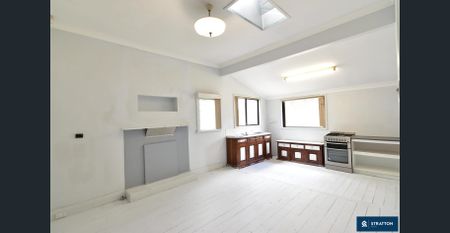 Conveniently Located 3-Bedroom Home Near Kenwick Train Station - Photo 5