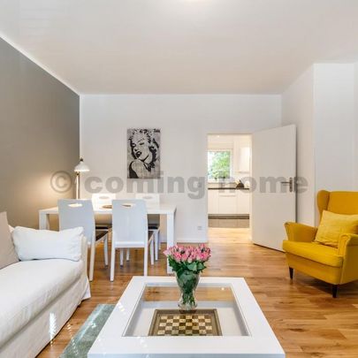 Urban City Life - Photo 1