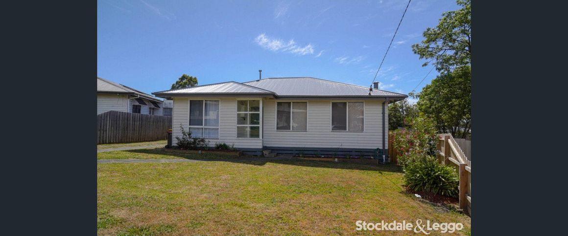 Fresh As A Daisy! - Photo 1