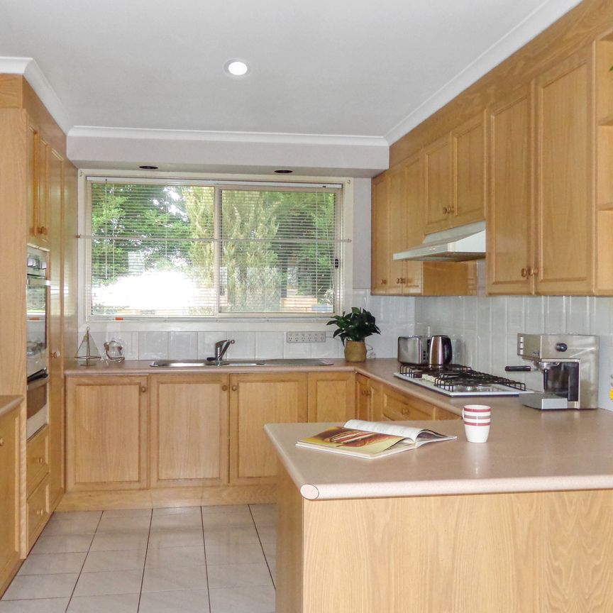 6 Central Springs Rd, Daylesford, VIC 3460 - Photo 1