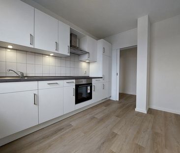 Lichtdurchflutete Dachgeschosswohnung mit Heidensee-Blick und neuer... - Photo 4