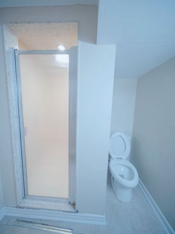 For Lease - 56 Corby Crescent Unit# Lower, Brampton, Ontario - Photo 5
