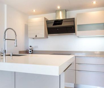 3 bedroom luxury penthouse for rent in Marbella Del Este, Andalusia - Photo 6