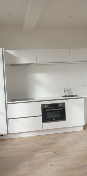 MAGNIFIQUE T2 RUE ROYALE A LILLE réf 5768 - Photo 1