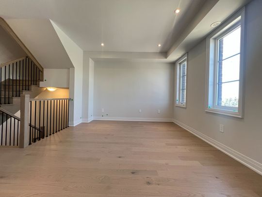 For Lease - 5951 Saigon Street, Mississauga, Ontario - Photo 1