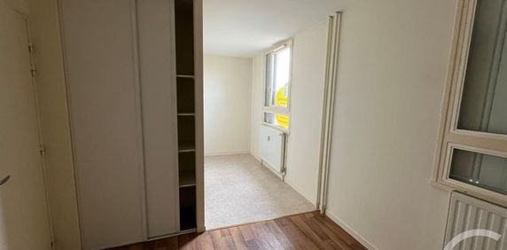 Appartement T2 à louer 2 pièces - 48,01 m2 CHATEAUROUX - 36 - Photo 2