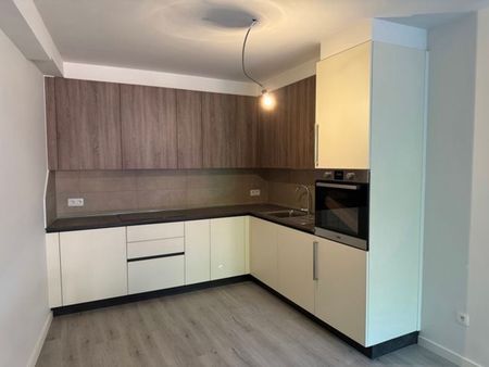 Appartement te huur - Photo 2