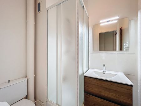 Location Appartement 1 pièce 26m² ST LO 50000 - Photo 4
