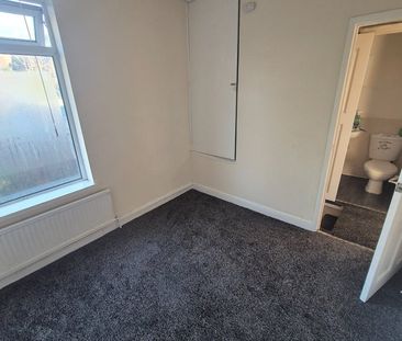 2 Bed Terraced House, Upper Clara Street, S61 - Photo 5