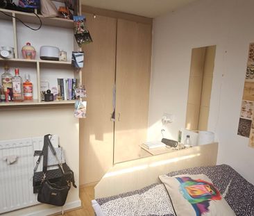 7 Bed - 27 Ashville Road, Hyde Park, Leeds - LS6 1NA - Student - Photo 5