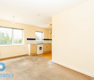 2 bed Apartment for Rent - Photo 4